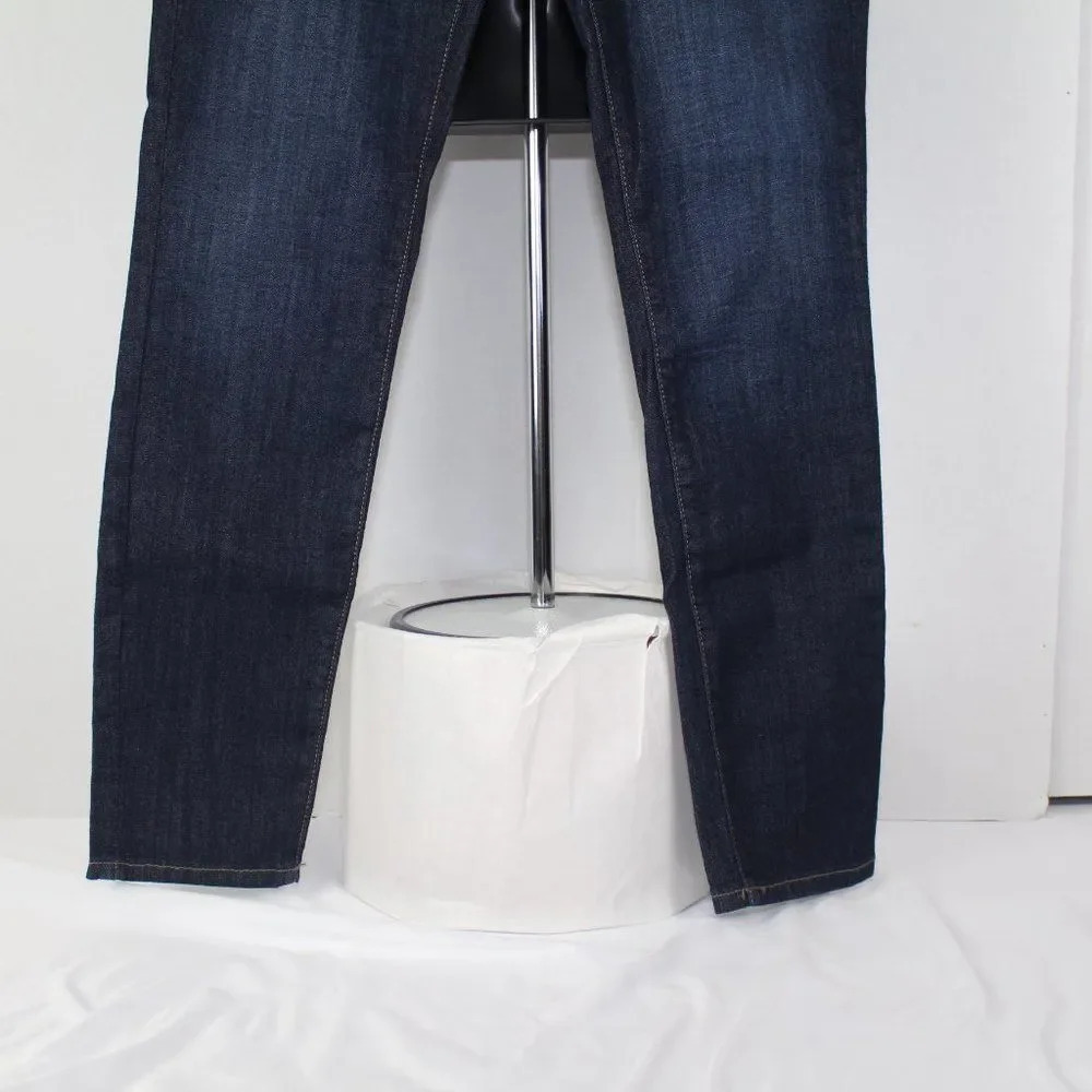 Universal Thread Jeans - Picture 5 of 11